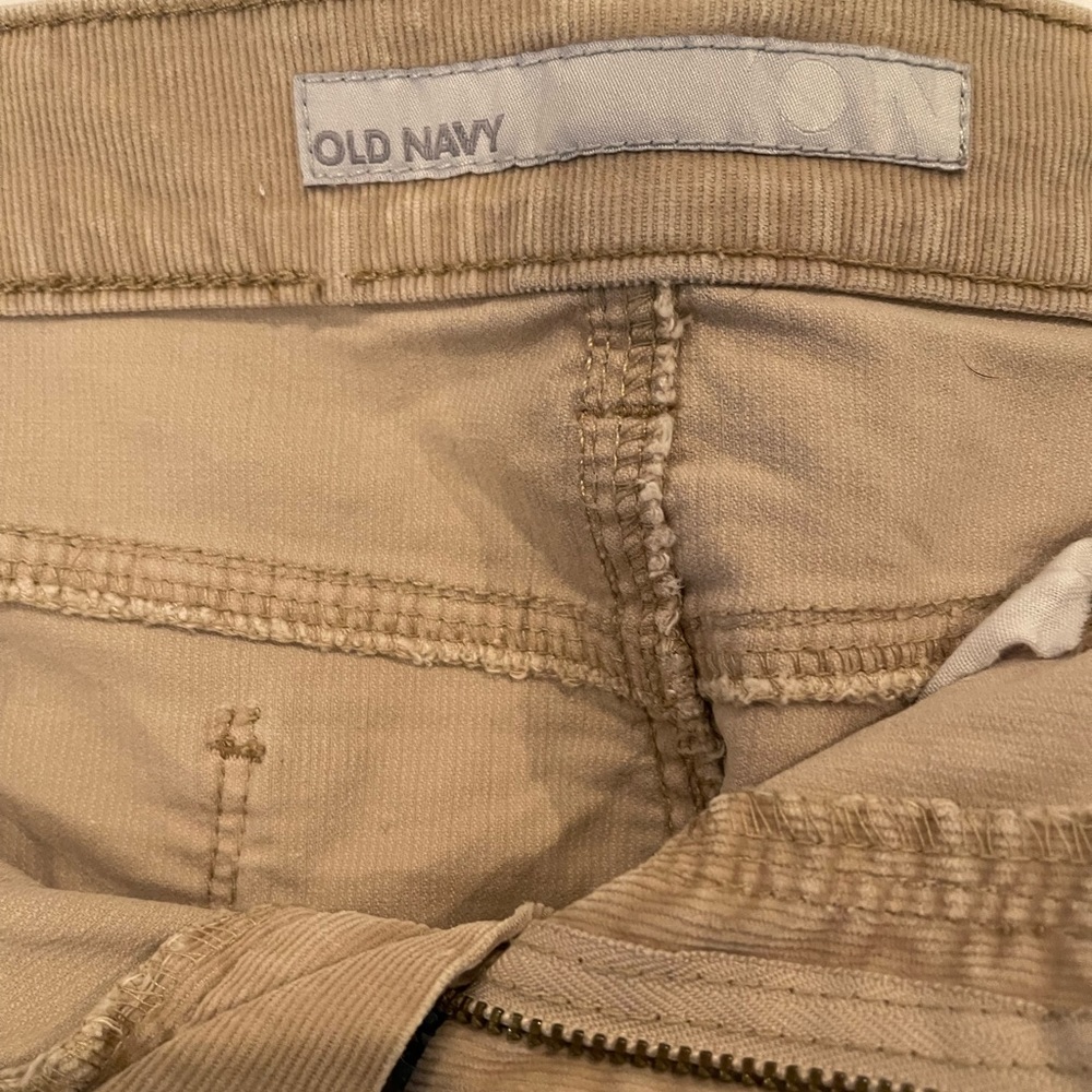 🎯3 for $15🎯 EUC Old Navy size 8 corduroy mini skirt - Picture 3 of 4